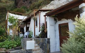 La cueva de Ángel B&B
